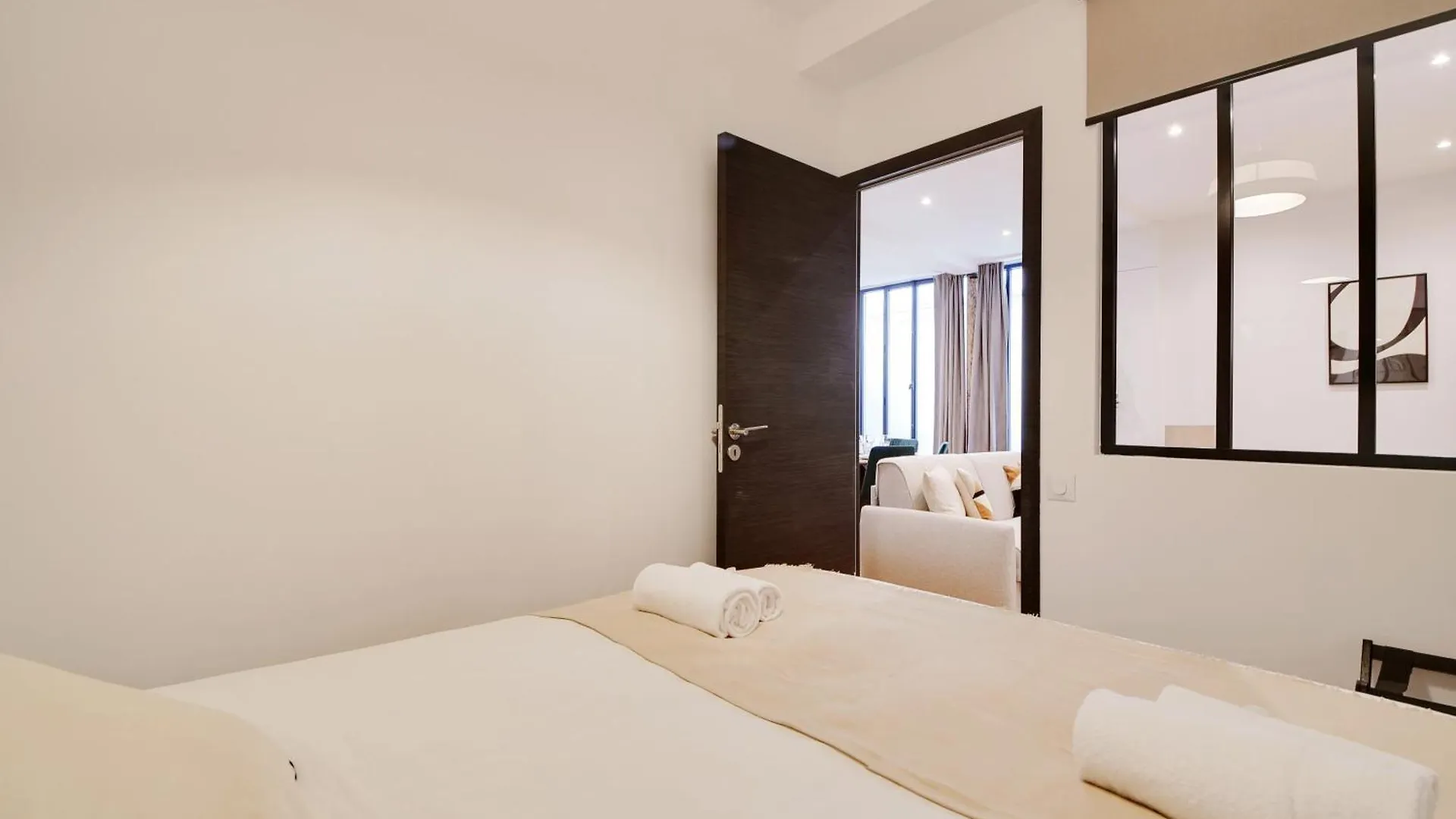 Elegant Appartement Neuf 2 Bdr 6P - Republique Paris 0*,